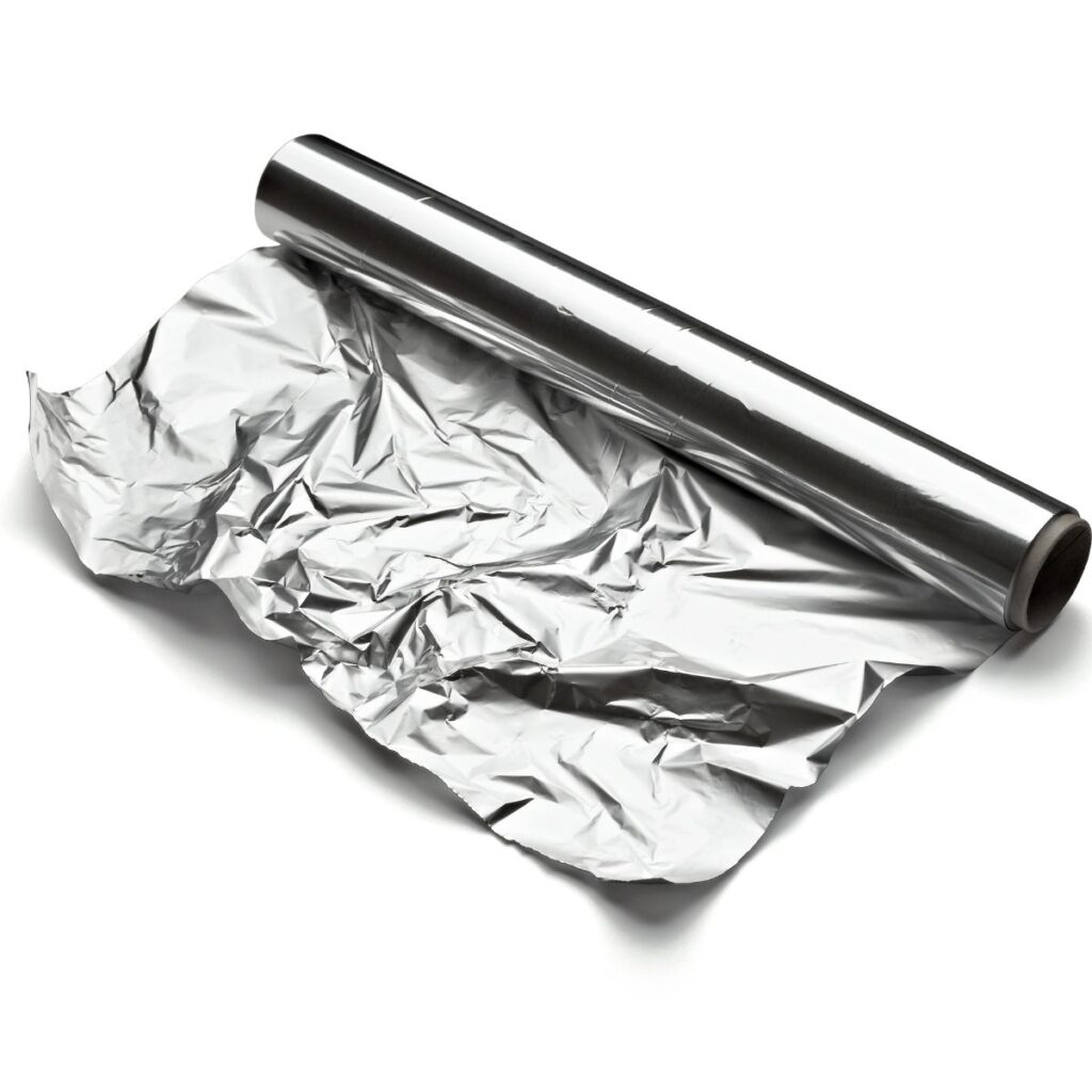 a roll of aluminum foil